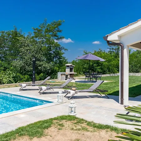 Villa Zorica *