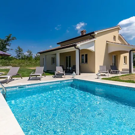 Zorica Villa *